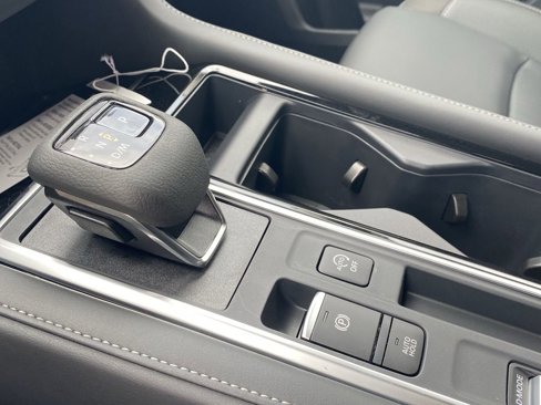 New 2025 Nissan Pathfinder SL image 18