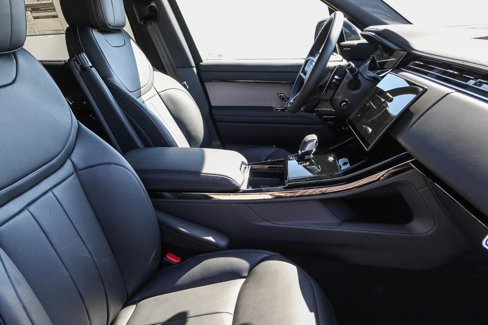 New 2025 Land Rover Range Rover Sport Dynamic SE image 12