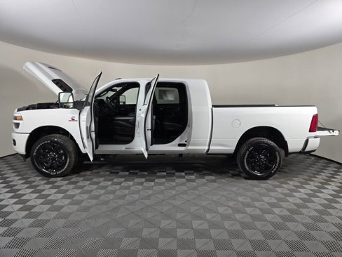New 2026 RAM 3500 Laramie image 15
