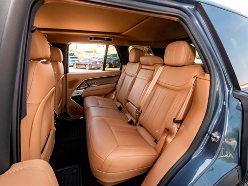 New 2025 Land Rover Range Rover SE image 45