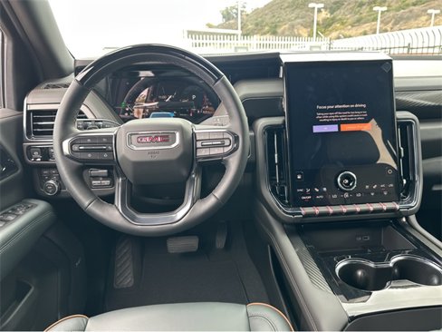 New 2025 GMC Yukon AT4 w/ Premium Trailering Package image 7