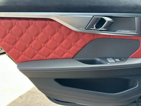 Used 2025 BMW M8 Competition image 11