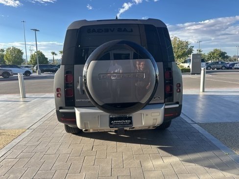 Certified 2023 Land Rover Defender 130 SE image 6