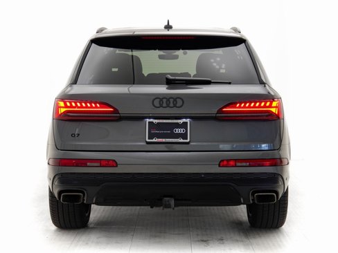 Certified 2025 Audi Q7 3.0T Prestige image 34