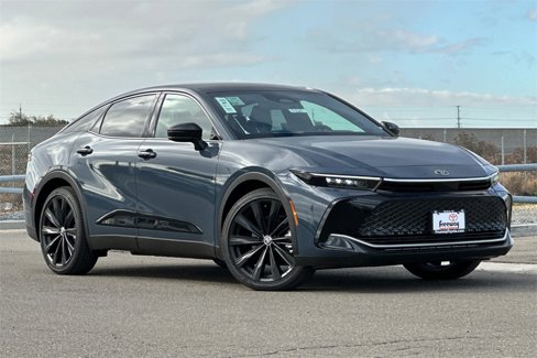 New 2026 Toyota Crown Nightshade image 2