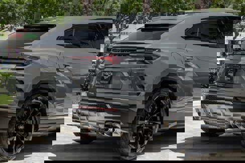 Used 2022 Lamborghini Urus image 7