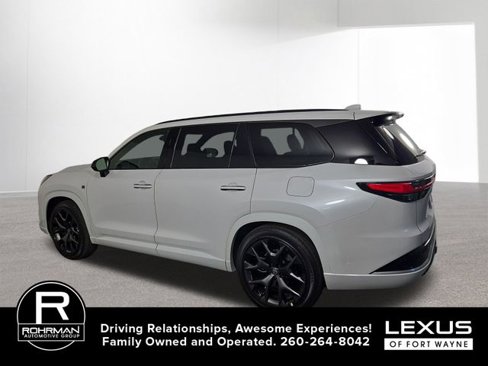 New 2026 Lexus TX 500h AWD image 9