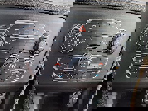 Certified 2023 Dodge Charger SXT image 5
