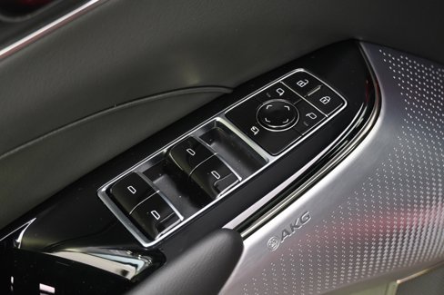 New 2025 Cadillac Lyriq Sport image 22
