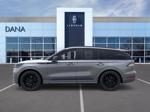 New 2025 Lincoln Aviator Reserve w/ Jet Appearance Package image 3