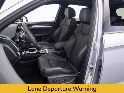 Used 2024 Audi Q5 2.0T Prestige w/ Prestige Package image 16