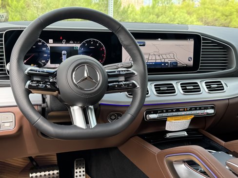 New 2026 Mercedes-Benz GLS 450 4MATIC image 28
