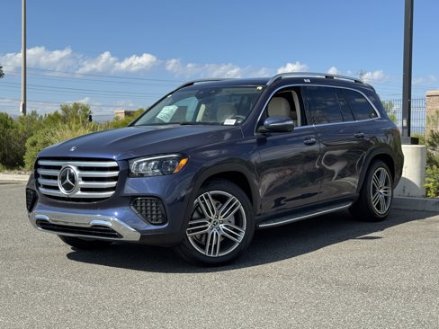 New 2026 Mercedes-Benz GLS 450 4MATIC image 2