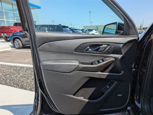 Certified 2023 Chevrolet Traverse High Country w/ LPO, Floor Liner Package image 10
