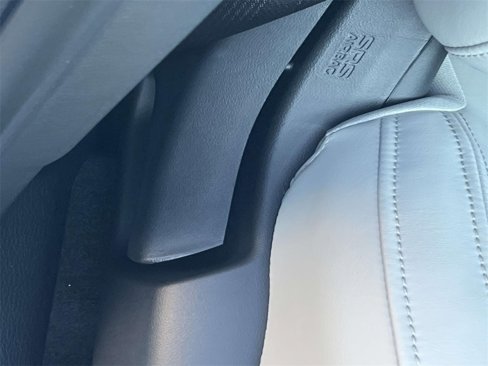 New 2025 Mitsubishi Outlander SE image 21