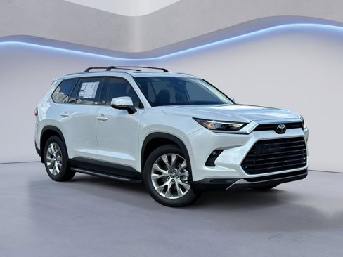 New 2026 Toyota Grand Highlander Limited image 2
