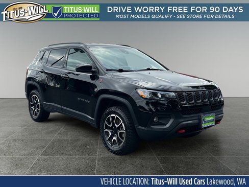 Used 2024 Jeep Compass Trailhawk image 1