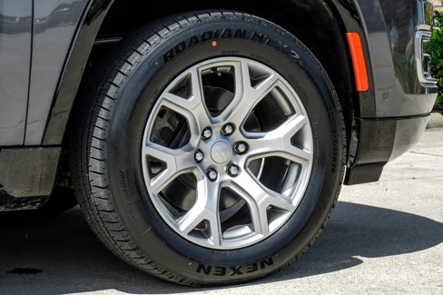 Used 2022 Jeep Wagoneer Series II image 72