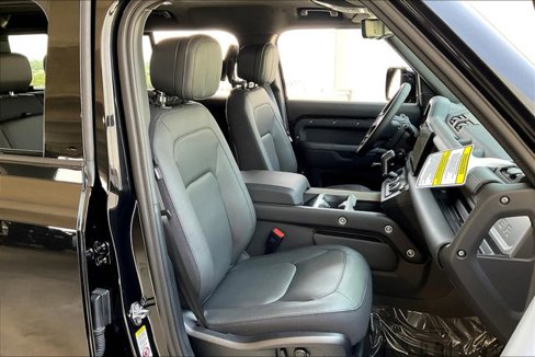 New 2025 Land Rover Defender 110 X image 11