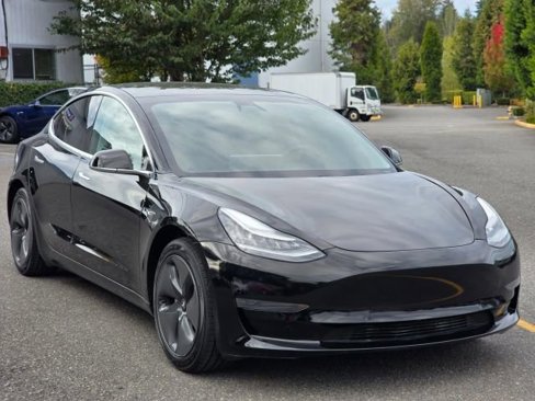 Used 2020 Tesla Model 3 Standard Range Plus image 1