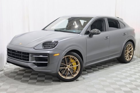 Used 2024 Porsche Cayenne S image 9