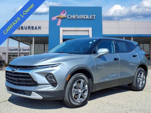 Used 2025 Chevrolet Blazer LT image 1