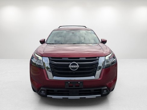 Used 2022 Nissan Pathfinder SL image 2