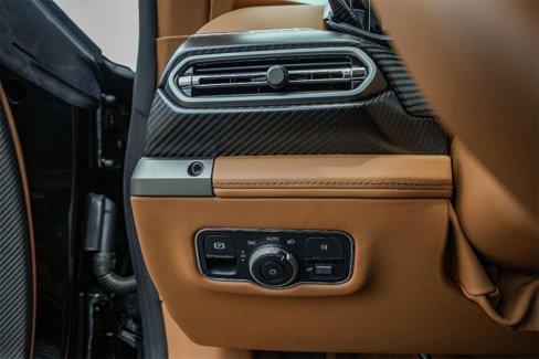 New 2025 Aston Martin Vanquish Coupe image 30