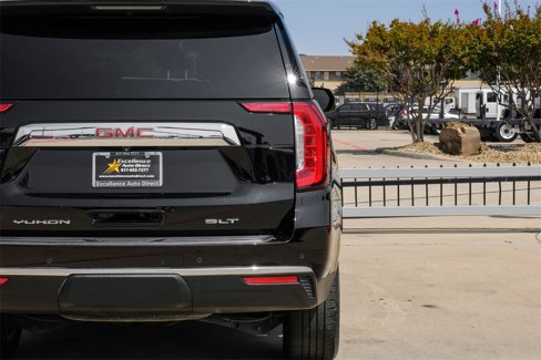 Used 2022 GMC Yukon XL SLT w/ SLT Luxury Package image 52