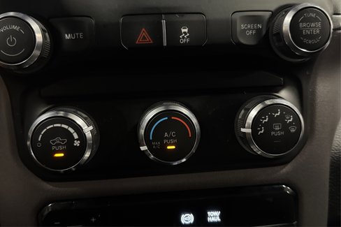 Used 2024 RAM 2500 Big Horn image 33