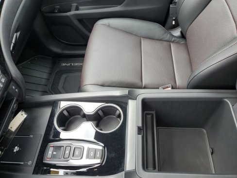 Certified 2025 Honda Ridgeline Black Edition image 24