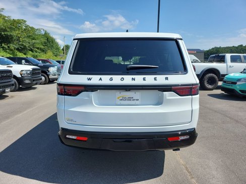 New 2025 Jeep Wagoneer L Series II image 3