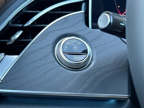 New 2026 Mercedes-Benz E 350 4MATIC Sedan image 30