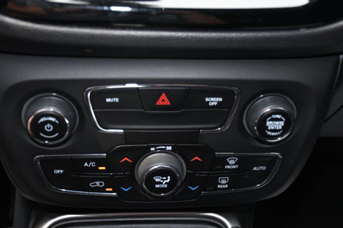 Used 2020 Jeep Compass Latitude w/ Popular Equipment Group image 37