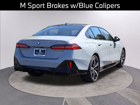 New 2026 BMW 530i xDrive w/ Executive Package image 9