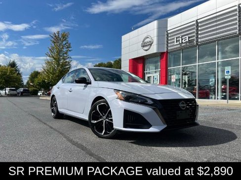 Certified 2023 Nissan Altima 2.5 SR w/ SR Premium Package image 3