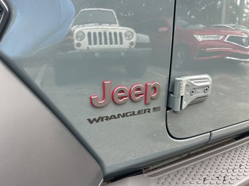 New 2025 Jeep Wrangler Unlimited Rubicon w/ Technology Group image 19