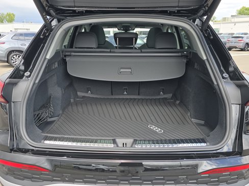 New 2025 Audi Q5 Premium Plus image 16