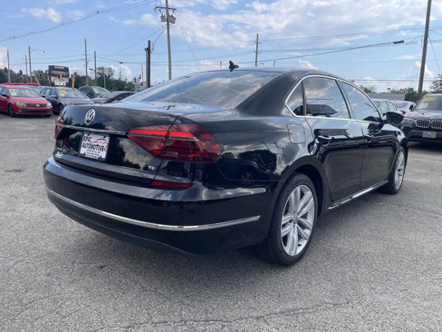 Used 2018 Volkswagen Passat 2.0T SE image 5