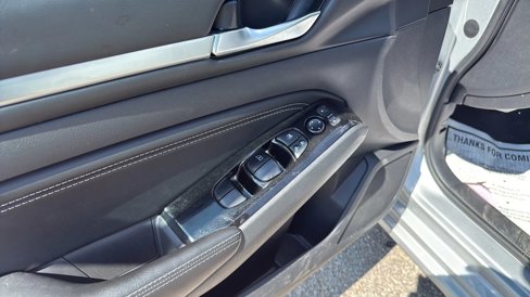 Used 2023 Nissan Altima 2.5 SL image 11