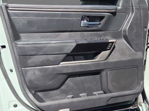 Used 2023 Toyota Sequoia Limited image 21
