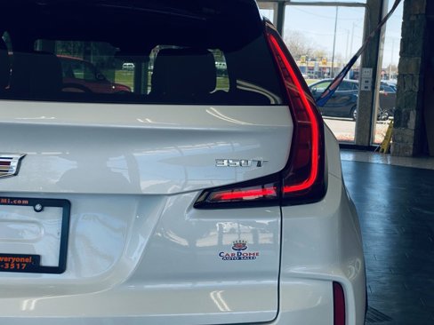 Used 2024 Cadillac XT4 Premium Luxury image 20