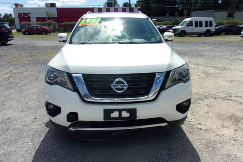 Used 2018 Nissan Pathfinder SL w/ SL Premium Package image 1