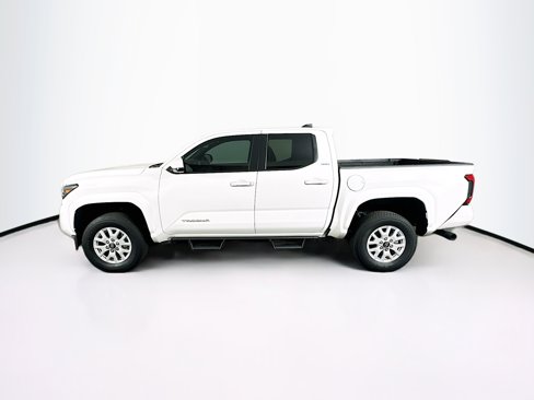 Used 2024 Toyota Tacoma SR5 image 4
