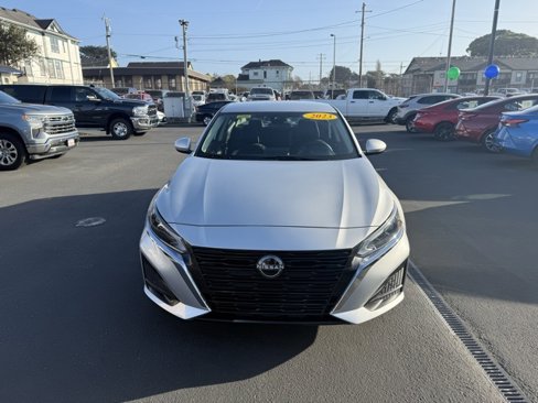 Used 2023 Nissan Altima 2.5 SV image 8