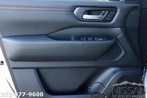 New 2025 Nissan Armada PRO-4X w/ Pro-4X Premium Package image 10