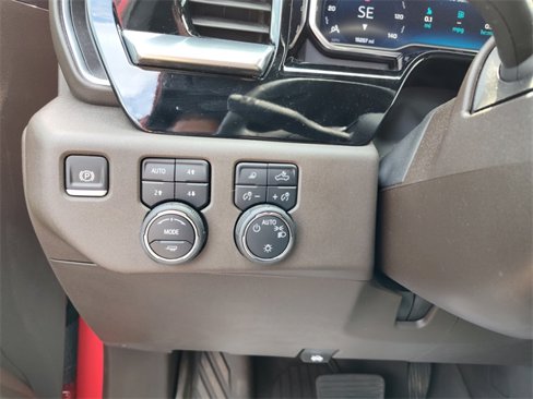 Used 2024 Chevrolet Silverado 1500 LT image 19