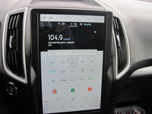 Used 2024 Ford Edge SEL image 15