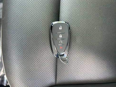Used 2024 Chevrolet Trax ACTIV w/ Sunroof Package image 33