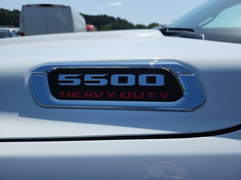 New 2025 RAM 5500 Tradesman image 39